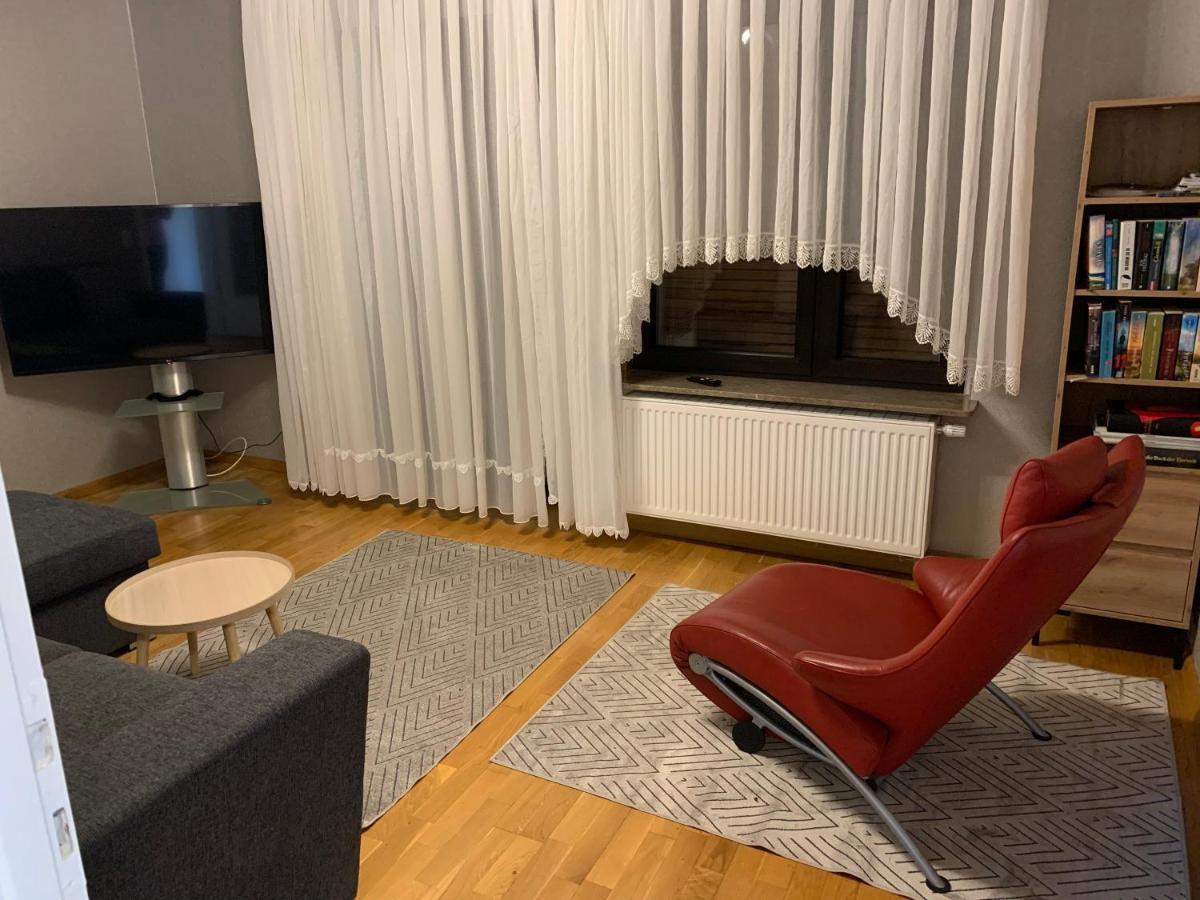 Haus Nummer Vier Neunkirchen  Exterior foto